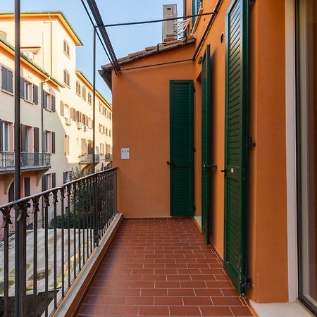 Capo Di Lucca White Apartments By Wonderful Italy بولونيا المظهر الخارجي الصورة