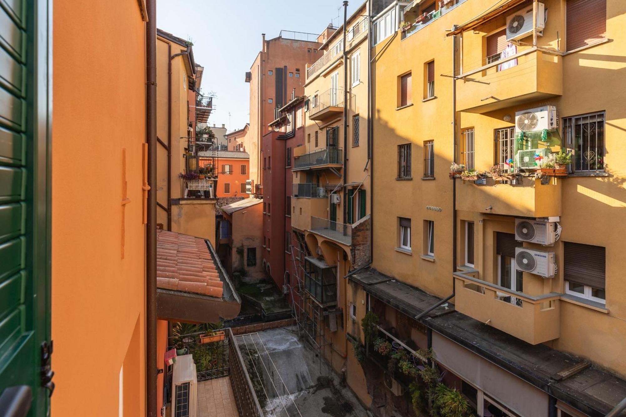 Capo Di Lucca White Apartments By Wonderful Italy بولونيا المظهر الخارجي الصورة